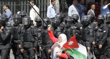 Јорданците  на протести против укинувањето на субвениците за гориво