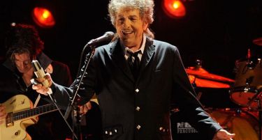 Новиот албум на Боб Дилан за 1000 евра на „eBay“