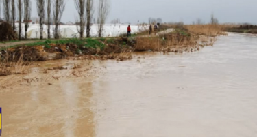 Поплави низ Македонија: Струмица под вода, политиката на мегдан!