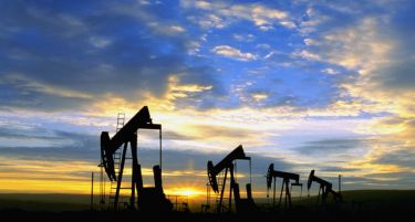 Суровата нафта поскапува заради студот во САД