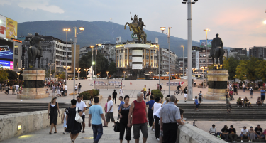Ќе се гради нова фонтана на плоштад „Македонија“