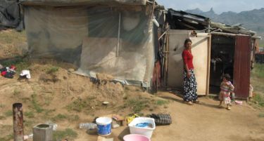 130 ромски семејства добија заем за легализација на домовите во Прилеп