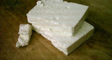 Сточарите: Да се брендира дебарското сирење