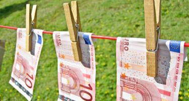 Европскиот парламент ја засилува битката против перење пари