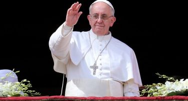 Бугарија со силни безбедносни мерки за посетата на папата Франциск
