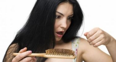 Домашни трикови против опаѓање на косата