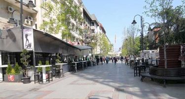Барокот се шири и на улица „Македонија”