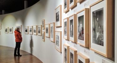 Свечено отворена првата голема изложба на фотографиите на браќата Манаки во Франција