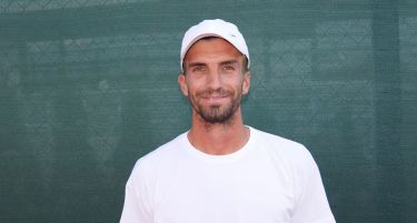 Запознајте го Димитар Лабудовиќ згодниот тренер од тенискиот клуб Теннис Парк-Скопје