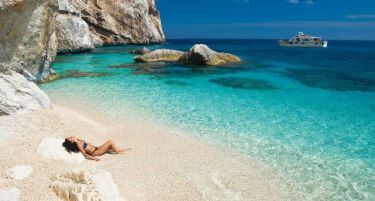 (ФОТО) КОЛКУ ИМА НА БАЛКАНОТ: Топ 10 најубави плажи во Европа