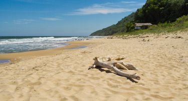 (ФОТО) ГИ ЗНАЕТЕ ЛИ: Топ најдобри плажи во Бугарија