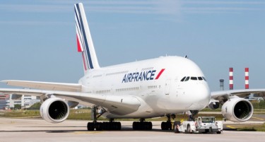 Проблемите на Ер Франс немаат крај: Авиопревозникот не може „да им погоди“ на вработените
