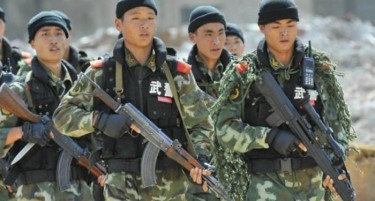 Кинеската армија со писмо до САД