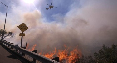 (ВИДЕО) ГРАД КОЈ ПОВЕЌЕ ГО НЕМА: Се изгорено до темел-Калифорнија се бори со последици од пожарите