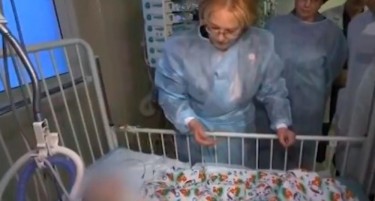 БОЖИЌНО ЧУДО: Бебето кое 35 часа беше потрупано под урнатини на -17 се разбуди од кома