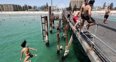 (ФОТО) Еве како Австралија се справува со жештините