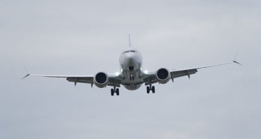 ПОРАДИ ДВА ФАТАЛИ ПАДА И МНОГУ ЖРТВИ: Боинг го суспендира производството на авионите „737 макс“