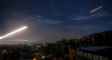 Израел ја бомбардираше Сирија