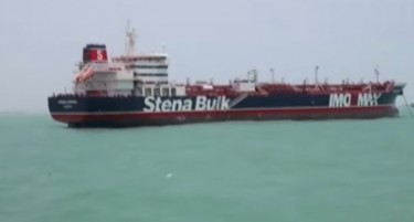 (ВИДЕО) Иранската телевизија објави видео снимки од запленет британски танкер