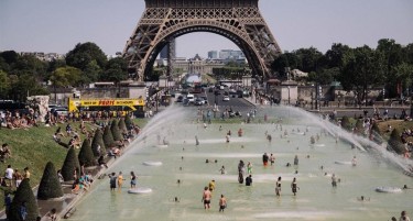 (ВИДЕО) Во Франција починаа шест луѓе како последица на горештините