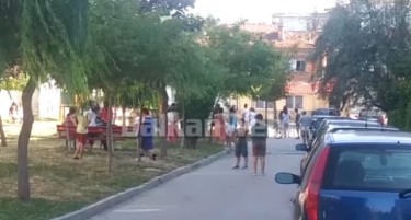 (ВИДЕО) Силниот земјотрес ги извади на улица жителите на Корча