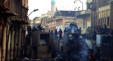 (ФОТО+ВИДЕО) НАЈКРВАВ ДЕН ВО ИРАК: Во судирите загинаа 28 луѓе