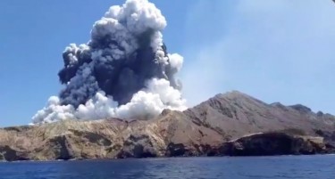 ТЕЛАТА СЕ ВО МОРЕТО: Двајца настрадани во ерупцијата можно е да не бидат најдени
