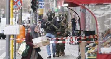 (ВИДЕО) Полицијата смирува откако пукање го вознемири Берлин