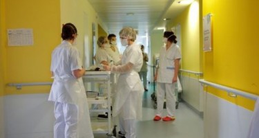 Колку медицински кадар е потребен во Германија за да не потклекне пред пандемијата