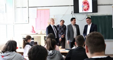 Средното училиште „Ѓорче Петров“ во Кавадарци стана енергетски ефикасно со грант од кралството Норвешка