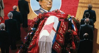 Зошто Тито беше погребан два пати? Решена најголемата мистерија: Посетата на Америка за претседателот остави силен впечаток (ВИДЕО)
