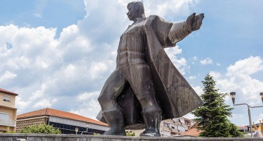 ФАКТОР НА ДЕНОТ: Македонија му оддава почит на великанот Гоце Делчев