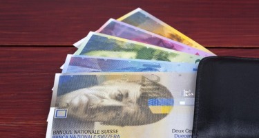 Швајцарија манипулира со курсот на франкот?
