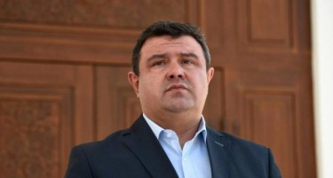 Мицевски прогласи активна блокада на Собранието
