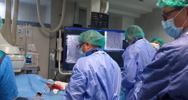 Во Тетово за прв пат е направена операција за да се спречи прекумерно потење
