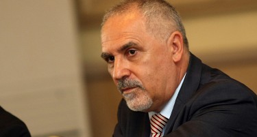 Бугарскиот дипломат Љубомир Ќучуков: Бугарските барања стануваат политика на ЕУ, Македонија има две години да ги впише Бугарите во својот устав