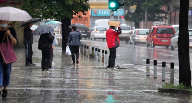 ОБЛЕЧЕТЕ СЕ ТОПЛО, СТУДЕНО И ВРНЕЖЛИВО, во одредени региони ќе има обилни дождови