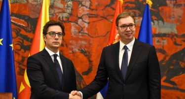 Стево Пендаровски и Александар Вучиќ најслабоплатени претседатели во регионот