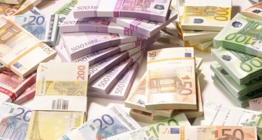 „ЖЕШКА“ ДОМАШНА ОБВРЗНИЦА ОД 130 МИЛИОНИ ЕВРА - чекајќи го новиот министер за правда, државата со пари ја хранат домашните кредитори