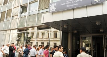 Се помалку Македонци добиваат бугарски пасош, но не поради кризата во политичките односи