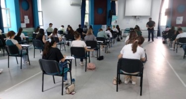 Државен испитен центар: Матурантите препишувале откако ги добиле тестовите по англиски јазик