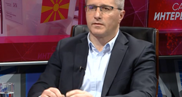 Лазар Еленовски: Помогнав Заев и Ахмети да направат коалиција