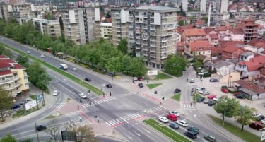 Девојка прегази малолетник на пешачки премин во Карпош на „Партизанска“