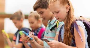 На која возраст децата имаат реална потреба да поседуваат мобилен?
