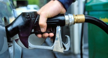 ЗА ВОЗАЧИТЕ СТИГНА ВАЖНА ИНФОРМАЦИЈА - еве кои ќе бидат новите цени на горивата во земјава