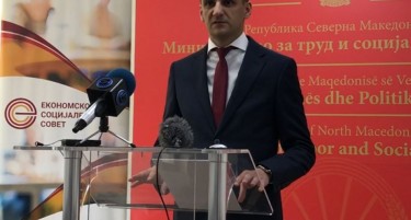 „ДОБИВАЛЕ СОЦИЈАЛНА ПОМОШ ИАКО НЕ ТРЕБАЛО“: министерот вели дека државата е оштетена за над 2,5 милиони евра