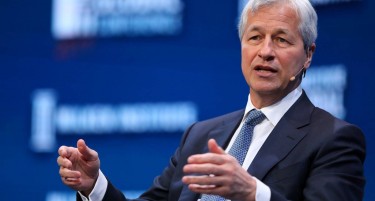 АМЕРИКА МОЖЕ ДА СЕ СООЧИ СО СТАГФЛАЦИЈА: директорот на JPMorgan Chase предупредува „економијата на САД се враќа на проблемите од 70-тите“