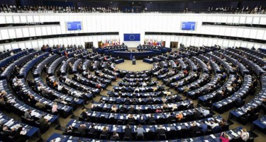 ЌЕ ГИ ОГРАНИЧАТ ОДНОСИТЕ СО ПУТИН: Европскиот парламент ги прогласи изборите во Русија за нелегитимни