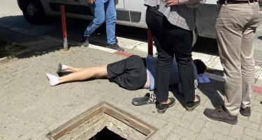 Човек падна во шахта покриена со картон во Скопје