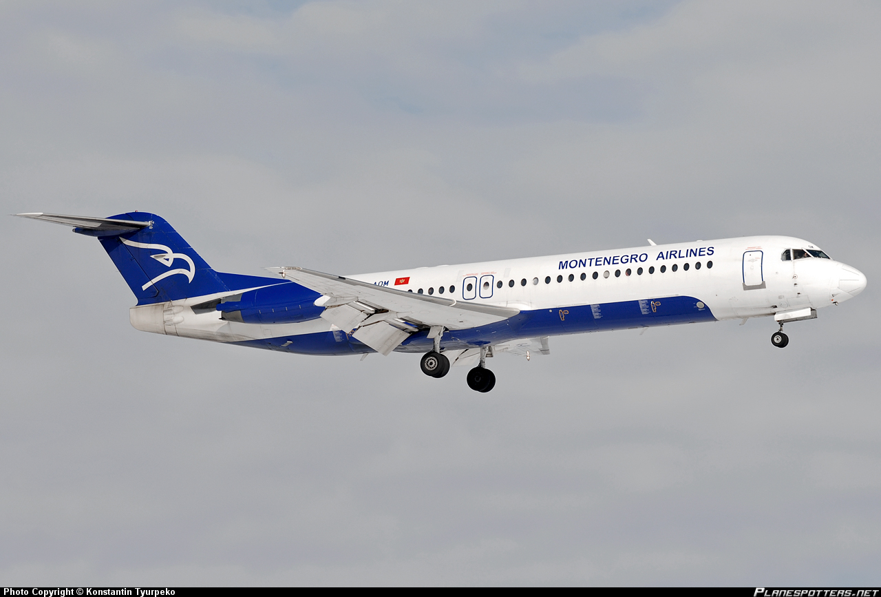 Air montenegro регистрация. Montenegro Airlines парк самолетов. Air Montenegro ливрея. Montenegro Airlines флот. Черногорские авиалинии самолеты.